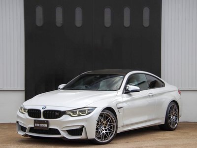 2017 BMW M4 COUPE photo 1