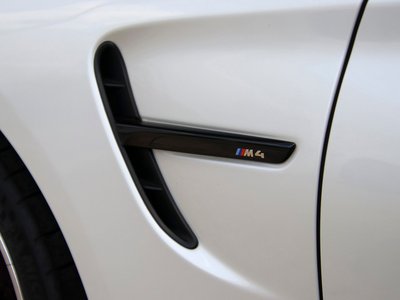 2017 BMW M4 COUPE photo 12