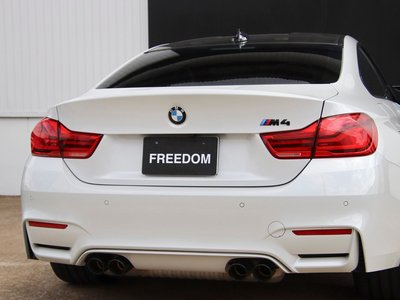 2017 BMW M4 COUPE photo 7