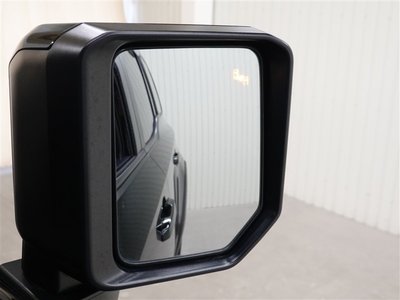 صورة 38 لـ 2024 Toyota LAND CRUISER 250