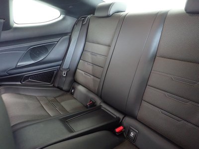 صورة 27 لـ 2020 Lexus RC