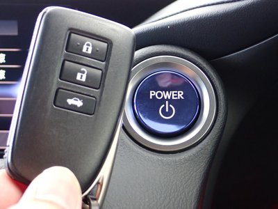صورة 10 لـ 2020 Lexus RC