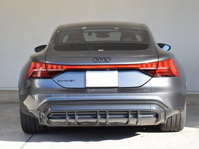 صورة 13 لـ 2023 AUDI E-TRON GT QUATTRO