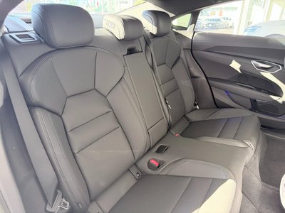 صورة 44 لـ 2023 AUDI E-TRON GT QUATTRO