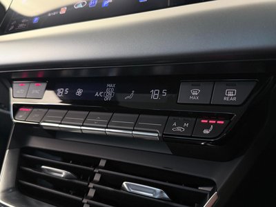 صورة 36 لـ 2023 AUDI E-TRON GT QUATTRO