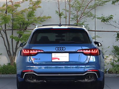 2023 AUDI RS4 AVANT photo 8