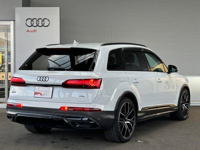 2023 AUDI Q7 — миниатюра 4