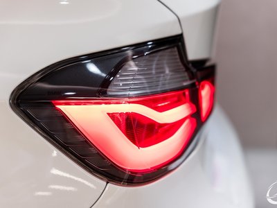 2016 BMW M3 SEDAN thumbnail 33