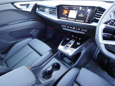 صورة 18 لـ 2025 AUDI Q4 SPORTBACK E-TRON