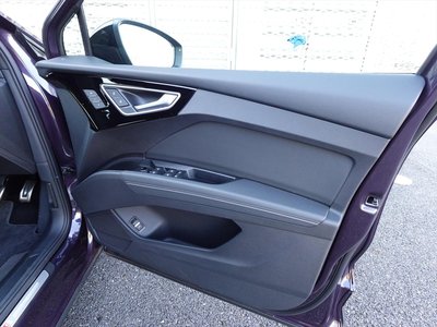 صورة 9 لـ 2025 AUDI Q4 SPORTBACK E-TRON