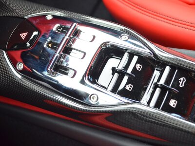 2024 Ferrari 296 GTS — фото 14