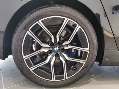 2025 BMW 7 SERIES thumbnail 19