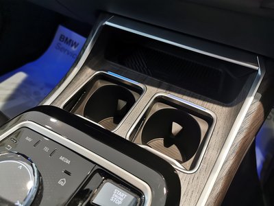 2025 BMW 7 SERIES thumbnail 38