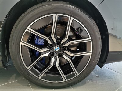 2025 BMW 7 SERIES thumbnail 20