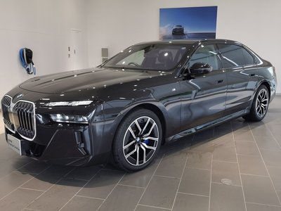 2025 BMW 7 SERIES photo 11