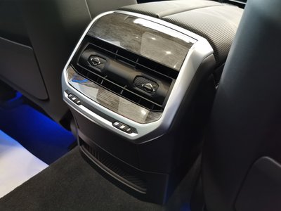 2025 BMW 7 SERIES thumbnail 44