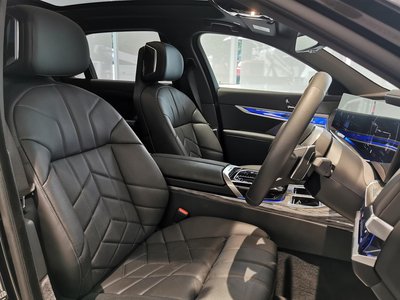 2025 BMW 7 SERIES thumbnail 41