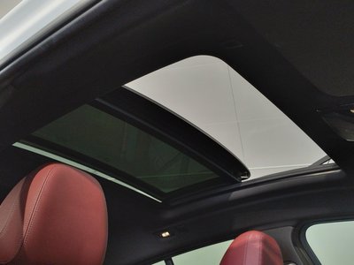2023 BMW X4 thumbnail 42