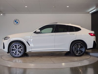 2023 BMW X4 thumbnail 22