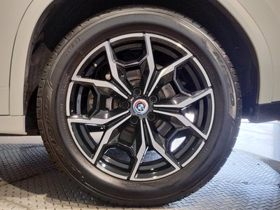 2023 BMW X4 thumbnail 35