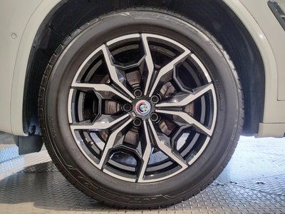 2023 BMW X4 thumbnail 36