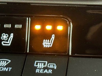 2025 Toyota CROWN ESTATE photo 7
