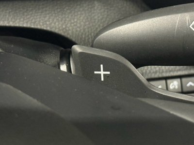 2025 Toyota CROWN ESTATE thumbnail 37