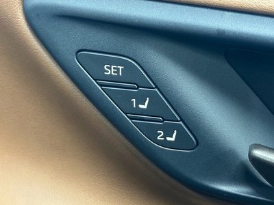 2025 Toyota CROWN ESTATE thumbnail 53