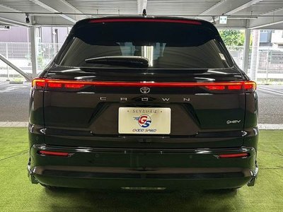 2025 Toyota CROWN ESTATE photo 16