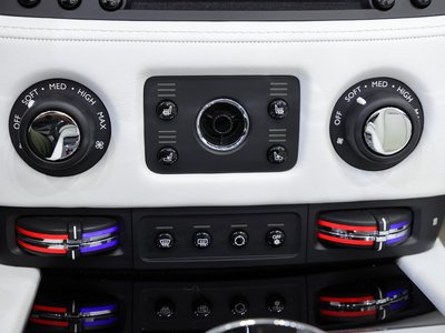 2018 ROLLS-ROYCE DAWN 照片 136