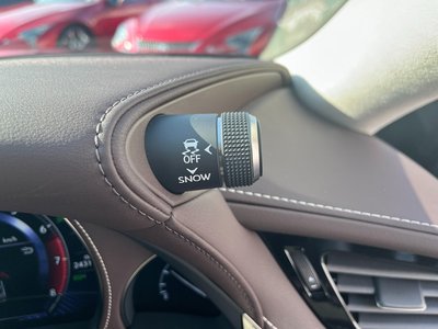 صورة مصغرة 30 لـ 2020 Lexus LS