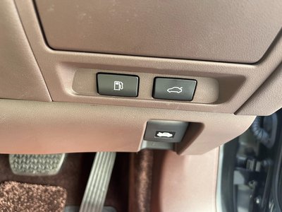صورة مصغرة 32 لـ 2020 Lexus LS