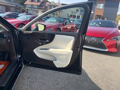 صورة مصغرة 44 لـ 2020 Lexus LS