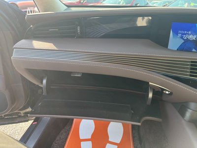 صورة مصغرة 62 لـ 2020 Lexus LS