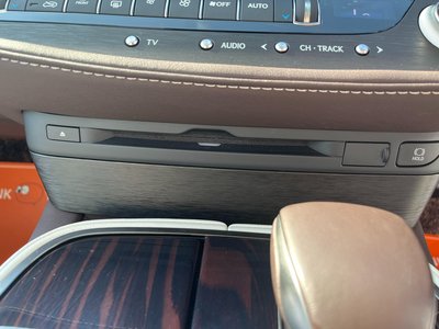 صورة مصغرة 18 لـ 2020 Lexus LS