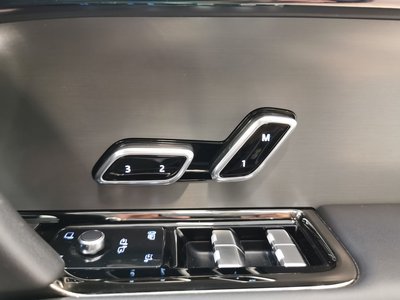 2023 LAND Rover RANGE ROVER SPORT — миниатюра 24