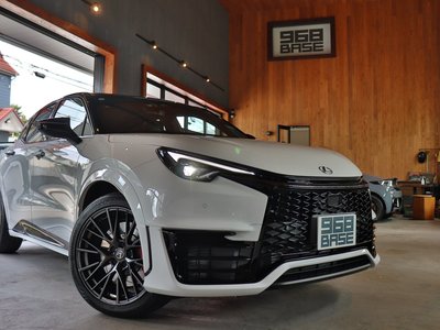 2026 Lexus LBX 缩略图 36