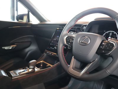 2026 Lexus LBX 缩略图 64