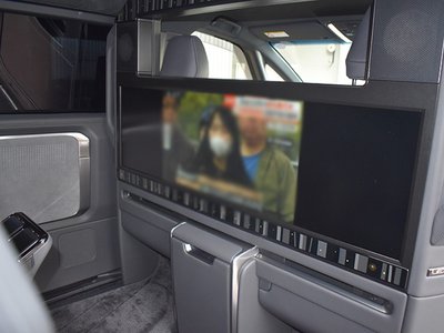 صورة 27 لـ 2024 Lexus LM