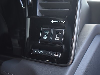 صورة 14 لـ 2024 Lexus LM