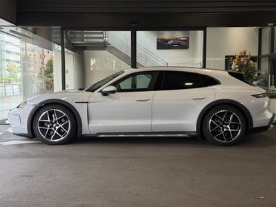 2025 Porsche TAYCAN — миниатюра 2