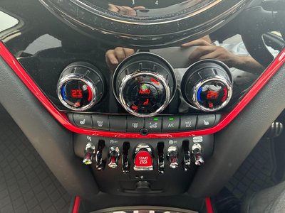 صورة 24 لـ 2023 MINI COOPER CROSSOVER