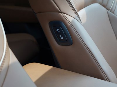 2025 Toyota CROWN ESTATE 缩略图 40