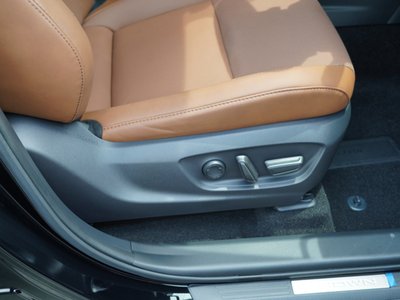 2025 Toyota CROWN ESTATE 缩略图 19