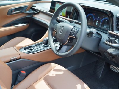 2025 Toyota CROWN ESTATE 缩略图 21