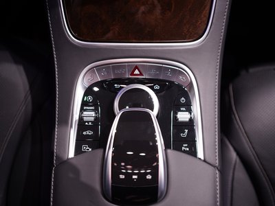 2020 Mercedes-BENZ S-CLASS MAYBACH photo 15