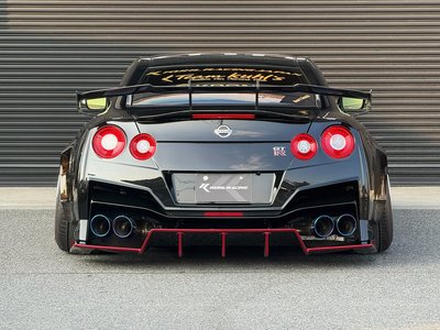 صورة 7 لـ 2014 Nissan GT-R