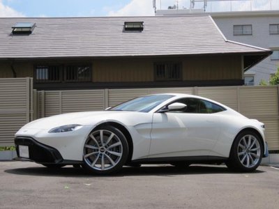 2021 Aston Martin VANTAGE photo 3