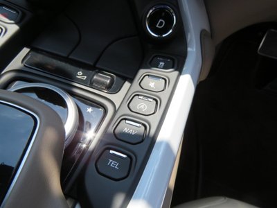 2021 Aston Martin VANTAGE — миниатюра 33