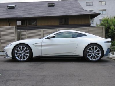 2021 Aston Martin VANTAGE photo 10